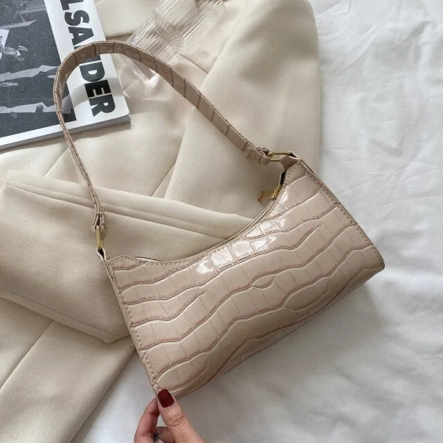 Ladies Fashion leather shoulder bag with a crocodile pattern