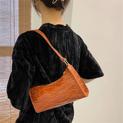 Crocodile Pattern Ladies Shoulder Bag – Chic Style, Everyday Elegance