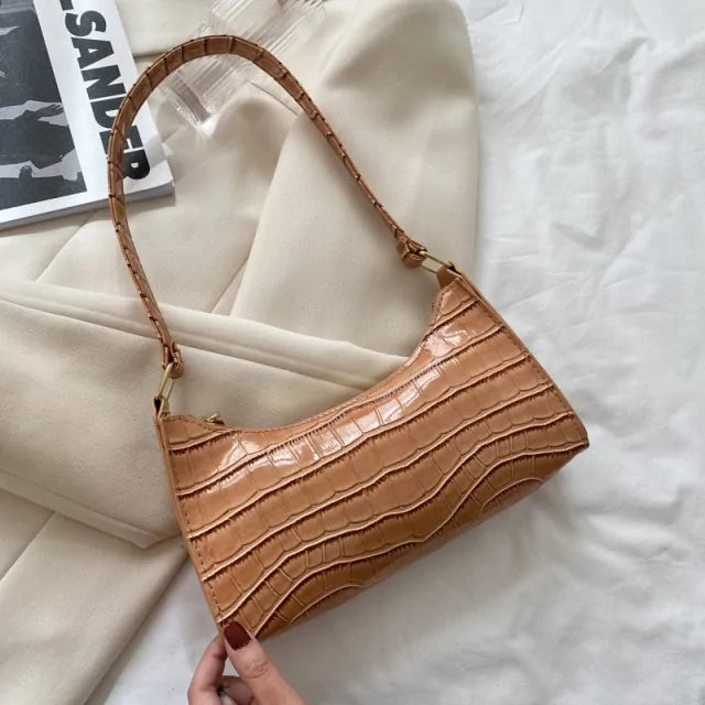 Ladies Fashion leather shoulder bag with a crocodile pattern