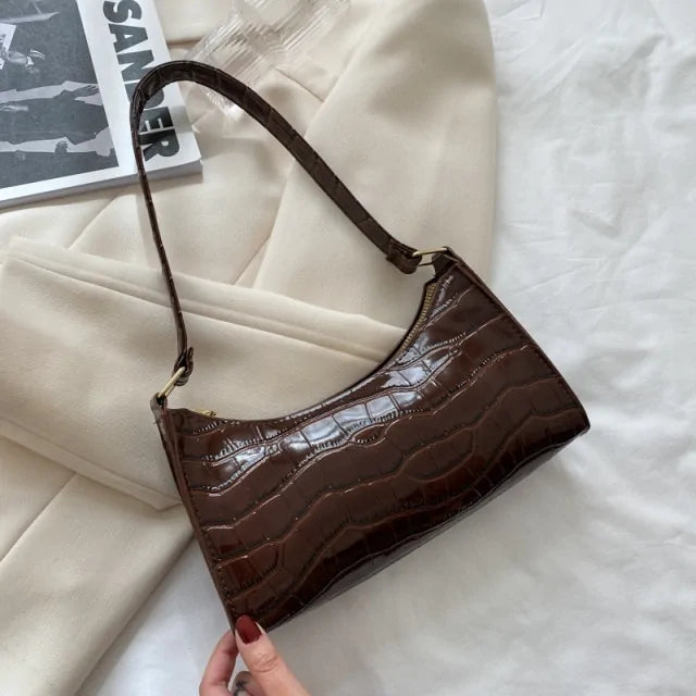 Ladies Fashion leather shoulder bag with a crocodile pattern