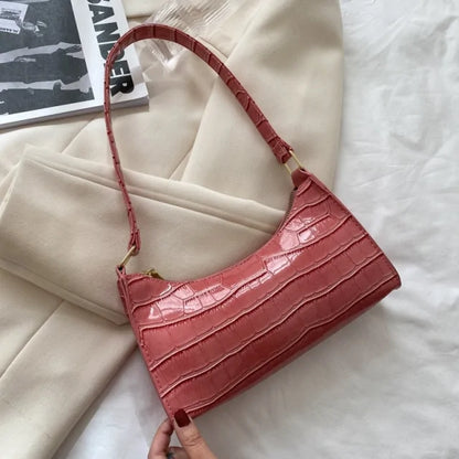 Crocodile Pattern Ladies Shoulder Bag – Chic Style, Everyday Elegance