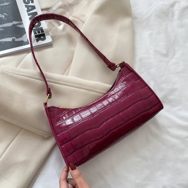 Ladies Fashion leather shoulder bag with a crocodile pattern